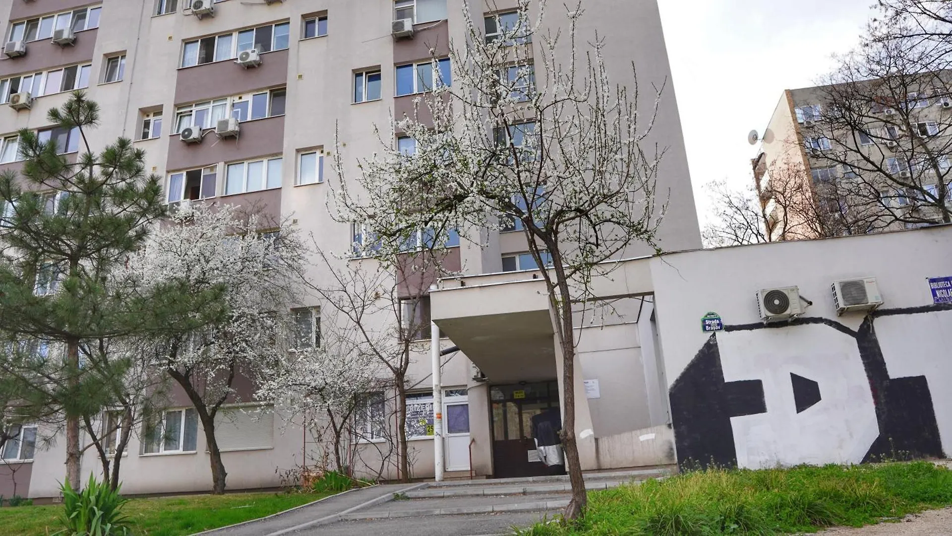 Luxury Studio Plaza M Drumul Taberei Bucharest